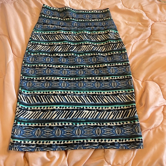 Women’s Printed Spring Pencil Skirt Size Small - Picture 2 of 2